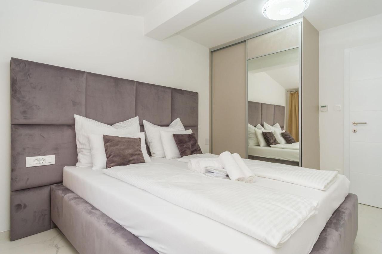 Apartmani Simi - The Sun Crikvenica Zewnętrze zdjęcie