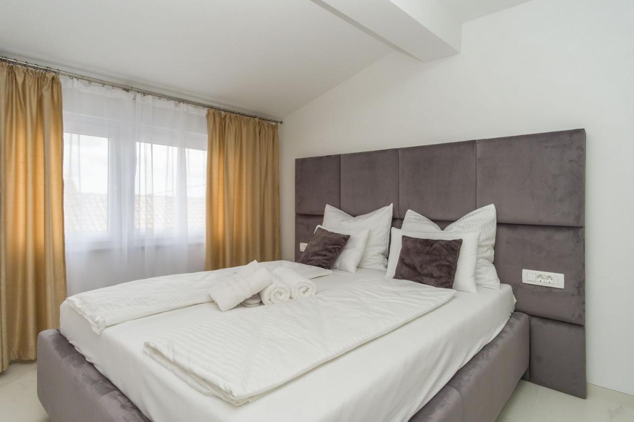 Apartmani Simi - The Sun Crikvenica Zewnętrze zdjęcie