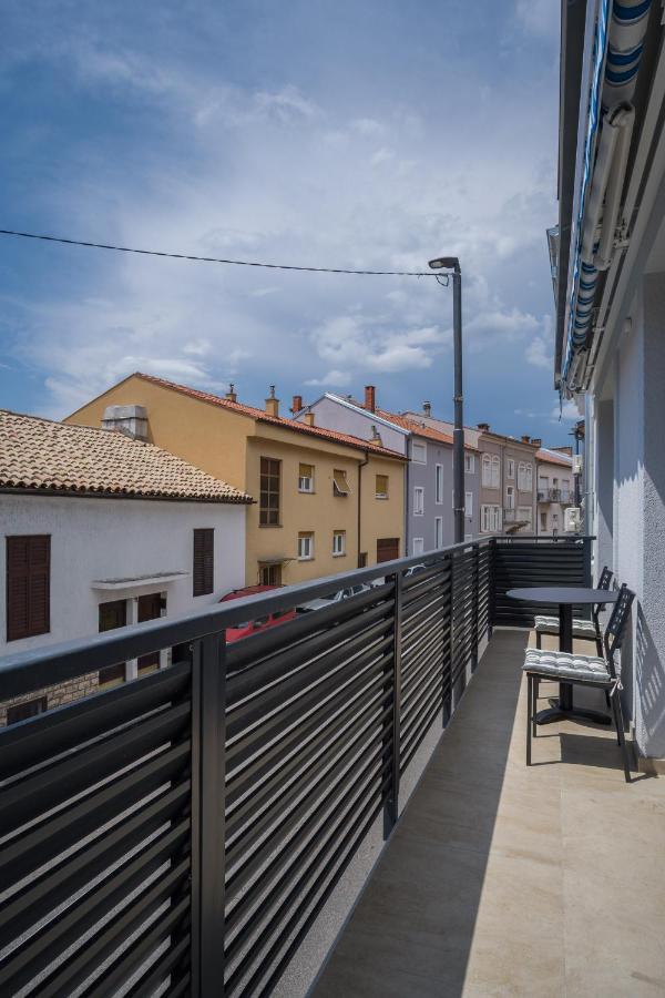 Apartmani Simi - The Sun Crikvenica Zewnętrze zdjęcie